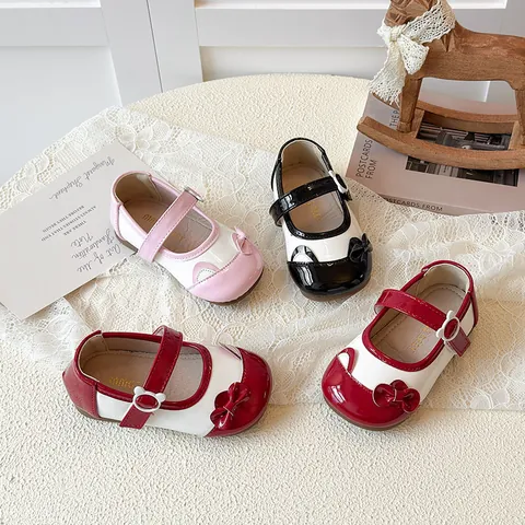 Chaussures Mary Jane pour Petites Filles Nœud Doux Ballerines de Princesse Cuir Verni Antidérapant Semelle Souple Chaussures de Fête pour Enfants