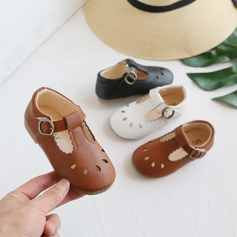 Vintage Baby Girl Mary Jane Shoes Scalloped Edge Hollow Out T-Strap Princess Shoes Microfiber Leather Toddler Soft Sole Flats