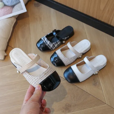 Girls Mary Jane Mules Tweed Patchwork Patent Leather Flat Shoes With Pearl Decor Anti-slip Casual Kids Sandals For Summer