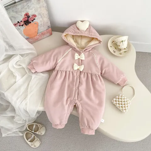Baby Girls Winter Thickened Romper Sweet Bow Heart Hooded Fleece Padded Jumpsuit Warm Pink Infant Crawler Clothing