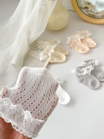Toddler Girls Lace Ruffle Socks Breathable Combed Cotton Mesh Crew Socks With Flower Embroidery Princess Style Dress Socks