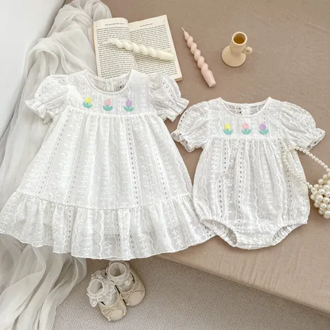 Baby Girls Cotton Hollow Out Lace Bodysuit Romper Dress With Tulip Embroidery Ruffle Short Sleeve Infant Toddler Sweet French Style Summer Clothing