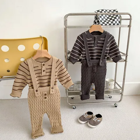 Conjunto de Punto para Bebé Suéter de Rayas de Manga Larga y Pantalones de Tirantes Trenzados Ropa de Otoño e Invierno