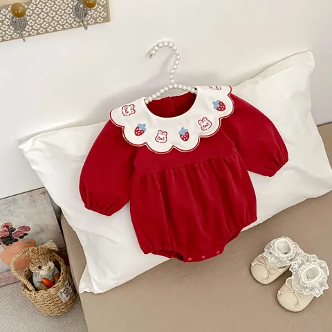 Schattige Baby Meisjes Romper Lange Mouwen Katoen Met Geborduurde Kraag Aardbei Konijn One Piece Jumpsuit Voor Herfst