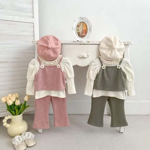 Girls Sweet Floral Ribbed Knit Lace Collar Long Sleeve Base Shirt With Flowers Vest And Flared Pants Spring Autumn Outfit