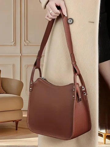 Minimalist Genuine Leather Shoulder Bag Large Capacity Lychee Grain Cowhide Handbag Rivet Decor Women Commuter Crossbody Square Bag
