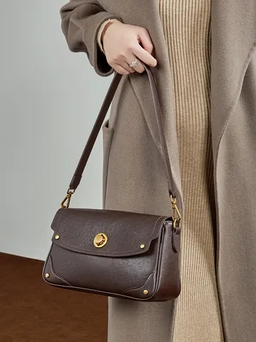 Borsa a Spalla in Vera Pelle per Donna Primo Strato di Pelle di Vacchetta Borsa Postino Vintage con Chiusura in Metallo e Borchie