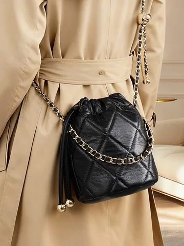 Damen Echtleder Gesteppt Eimertasche Goldene Kette Kordelzug Klein Schulter Umhängetasche Mode Retro Beutel