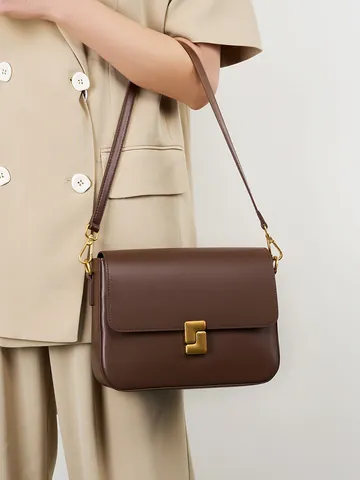 Women's Genuine Leather Shoulder Bag Retro Square Crossbody Bag With Gold Geometric Buckle Solid Color Commuter Underarm Bag
