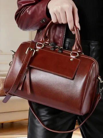 Damen Echtleder Boston Tasche 2025 Neue Rindsleder Handtasche Nieten Umhängetasche Vielseitige Lässige Kissentasche