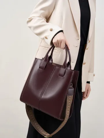 Women's Genuine Leather Large Capacity Tote Bag Vintage Cowhide Handbag Wide Geometric Patterned Strap Daily Shoulder Bag