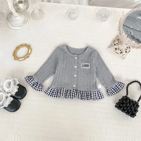 Meisjes Casual Katoenen Gebreid Vest En Denim Uitlopende Broek Geribbelde Trui Gingham Ruche Zoom Lichtblauwe Wijde Jeans