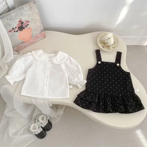 Camisa de Bebé Niña con Cuello Peter Pan de Encaje Vintage y Vestido de Tirantes con Volantes y Lunares Conjunto de Ropa de Algodón Dulce