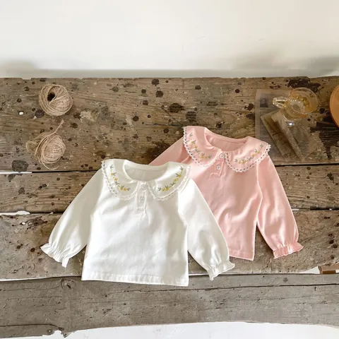 Baby Mädchen Baumwolle Langarm T-Shirt Mit Peter Pan Kragen Blumenstickerei Spitze Ruffle Manschette Kleinkind Unterhemd Top