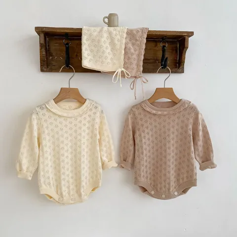 Conjunto de Mameluco de Punto para Bebé Niña Cuello con Volantes Manga Larga Algodón Pointelle con Gorro a Juego Ropa Vintage