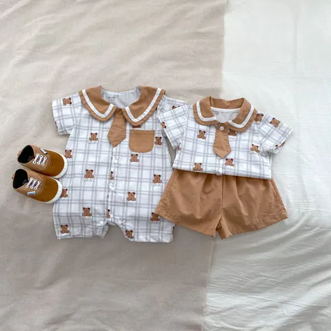 Pagliaccetto Estivo in Cotone per Neonato con Stampa Orso Colletto alla Marinara Quadri Manica Corta Set Camicia e Pantaloncini