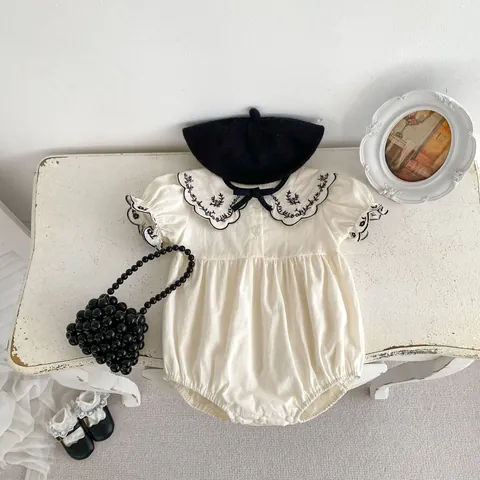 Mameluco para Bebé Niña con Bordado Floral Cuello Peter Pan Manga Corta Algodón Body Estilo Vintage Francés Mono de Verano con Lazo