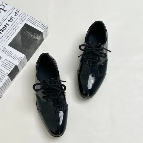Zapatos Formales con Cordones Estilo Británico para Niños Charol Patrón Cocodrilo Escuela Actuación Negro