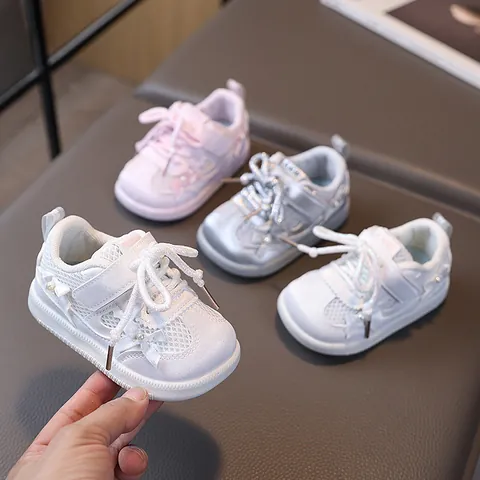 Scarpe da Passeggio per Bambine in Rete Traspirante con Fiocco Dolce e Perle Suola Morbida Antiscivolo Casual Sneakers da Principessa Scarpe per Neonati