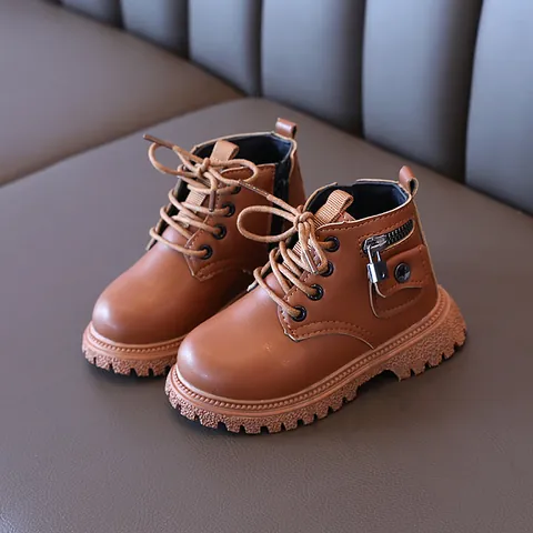 Stivali Martin per Bambini in Pelle Artificiale Impermeabili Caldi Stivali Invernali Cerniera Laterale Decorazione Stella Scarpe Casual Ragazzo Ragazza