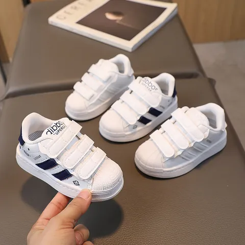 Chaussures Décontractées à Bout Coquille pour Enfants en Cuir Synthétique Fermeture Auto-agrippante Antidérapantes Blanc Bleu Baskets pour Garçons Filles