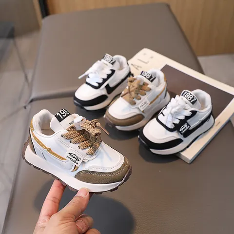 Scarpe da Corsa per Bambini Ragazzi Ragazze Traspiranti Retro Patchwork Sport Sneakers Leggere Casual Quotidiane All'aperto