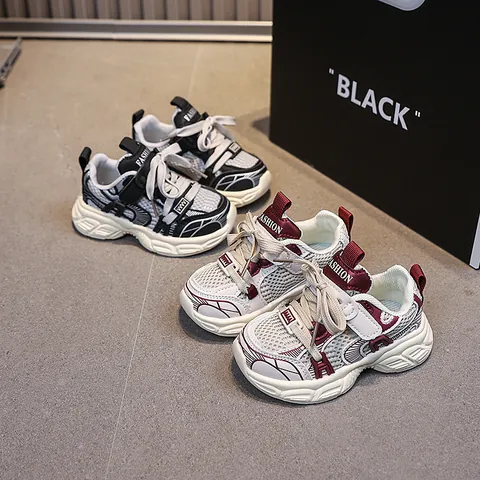 Scarpe Sportive in Mesh Traspirante per Bambini Ragazzi Ragazze Casual Antiscivolo Chiusura a Strappo Sneakers Chunky Scarpe da Corsa