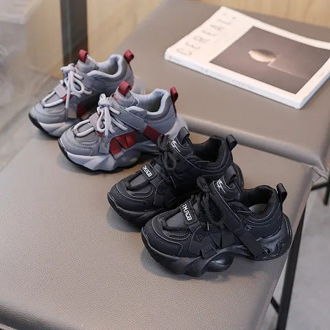 Sneaker alla Moda per Bambini Traspiranti in Pelle Artificiale e Mesh Patchwork Dad Shoes Leggere Antiscivolo per Ragazzi Ragazze