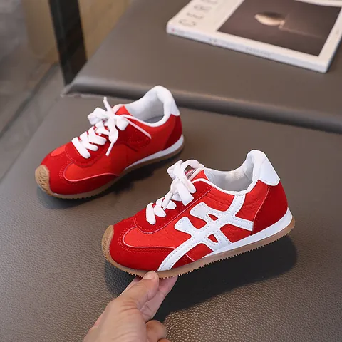 Scarpe da Corsa Retrò per Bambini Sneakers Leggere e Traspiranti per Ragazzi Ragazze Moda Casual Patchwork Motivo a Righe Suola in Gomma Antiscivolo