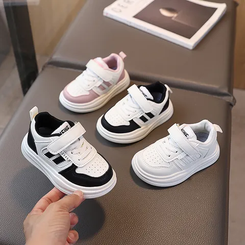 Sneakers Casual per Bambini Leggere Traspiranti in Pelle PU Scarpe per Ragazzi Ragazze Antiscivolo Velcro Scarpe da Passeggio