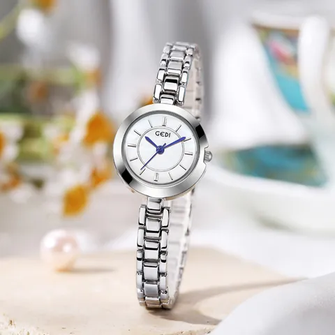 Luxury Women's Quartz Watch Vintage Stainless Steel Chain Strap Mother Of Pearl Dial Waterproof Small Round Ladies Wristwatch