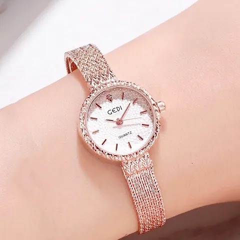 GEDI Women Fashion Quartz Watch Vintage Alloy Mesh Strap Retro Textured Dial Waterproof Elegant Female Wristwatch Casual Timepiece