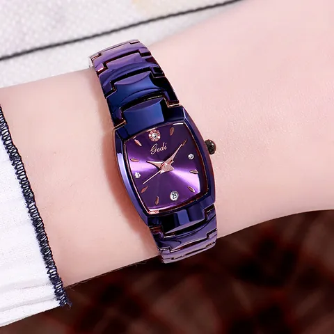 Gedi Mode Dames Quartz Horloge Met Datumweergave Strass Tonneau Legering Kast Roestvrij Stalen Achterkant Casual Polshorloge