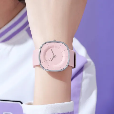 Minimalistische Quadratische Damen Quarzuhr Silikonarmband Mode Wasserdichte Damenarmbanduhr Mit Legierungsgehäuse Mineralglas