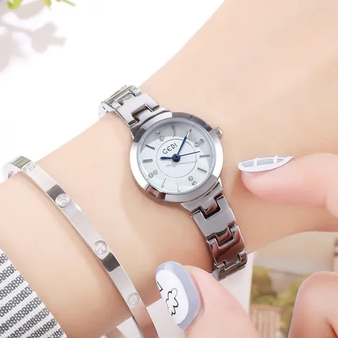 GEDI Orologio al Quarzo da Donna Bracciale in Lega Quadrante Piccolo Resistente all'Acqua Strass Lancette Blu Orologio da Polso Elegante alla Moda