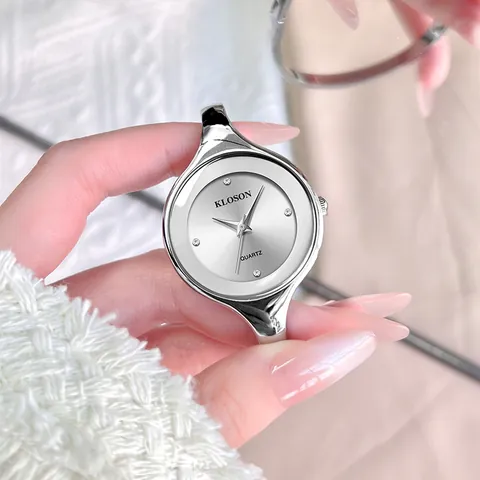 Women Fashion Quartz Bangle Watch Alloy Small Round Sunray Dial Rhinestone Scale Simple Elegant Jewelry Watch For Lady