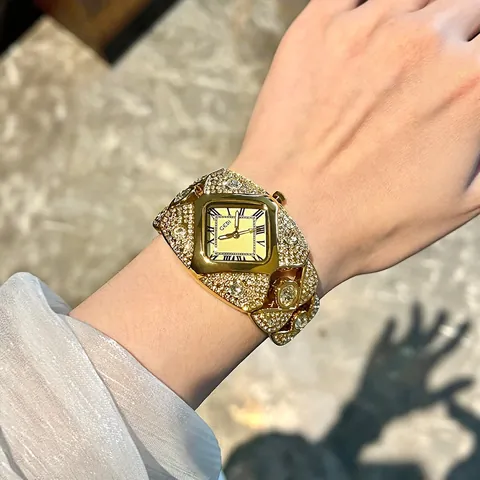 Luxury Women Rhinestone Bangle Watch Vintage Rhombic Case Quartz Watch Full Crystal Inlaid Metal Bracelet Fashion Jewelry