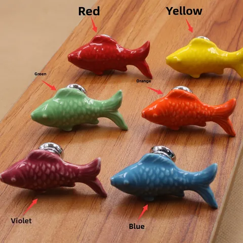 Pomelli per Mobili in Ceramica a Forma di Pesce Maniglie per Cassetti Goldfish per Armadio da Cameretta Ferramenta Decorativa Colorata