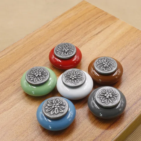 Vintage Flower Carved Ceramic Cabinet Knobs Zinc Alloy Round Drawer Pulls Antique Bronze Silver Door Handles For Furniture