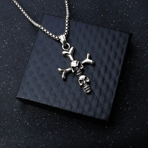 Collana Gotica Punk con Pendente a Croce e Teschio in Acciaio Inossidabile Catena Veneziana Gioielli Vintage Halloween per Uomo Donna Argento Antico
