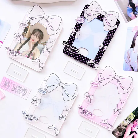 Acryl Schleife Balletcore Stil Fotokartenhalter Display Ständer Schreibtisch Deko Für Kpop Idol Karten Polaroid Rahmen