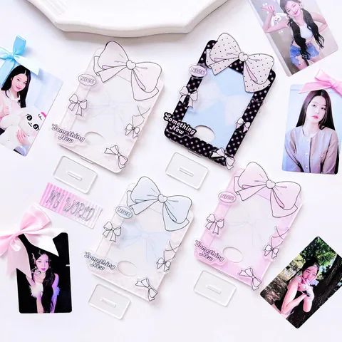 Acryl Schleife Balletcore Stil Fotokartenhalter Display Ständer Schreibtisch Deko Für Kpop Idol Karten Polaroid Rahmen