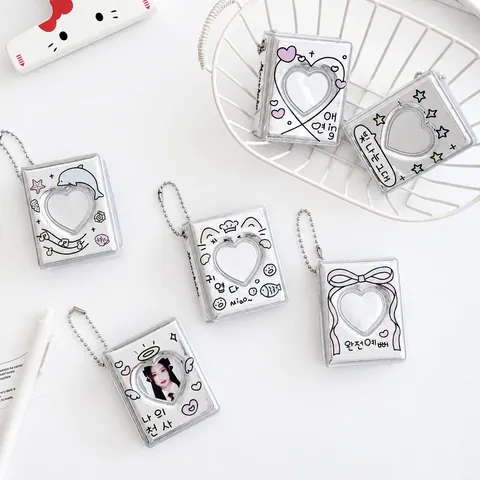 Silber Herz Ausschnitt Mini Fotokartenordner PVC Idol Karten Aufbewahrungsbuch Mit Metallic Kugelkette Schlüsselanhänger Tragbares Album