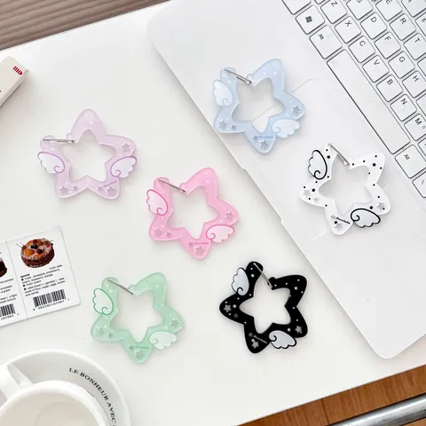 Llavero de Acrílico con Estrella y Ala de Ángel Colgante Decorativo para Bolso Mosquetón para Mujeres Niñas Accesorio para Mochila Amuleto de Estrella Colorida