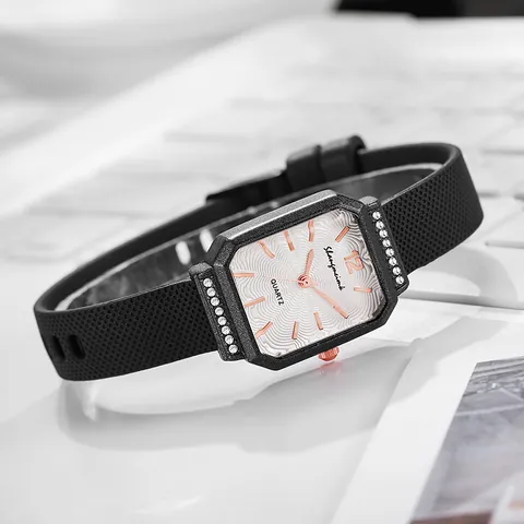 Damen Quarzuhr Oktogonal Rechteckig Zifferblatt Strass Eingelegt Silikon Armband Wasserwellen Muster Analoge Armbanduhr Damen Schmuck Geschenk