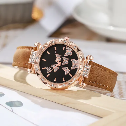 Damen Mode Schmetterlingsmuster Strass Zifferblatt Quarzuhr PU Lederarmband Roségold Gehäuse Analoge Armbanduhr Damen Schmuck