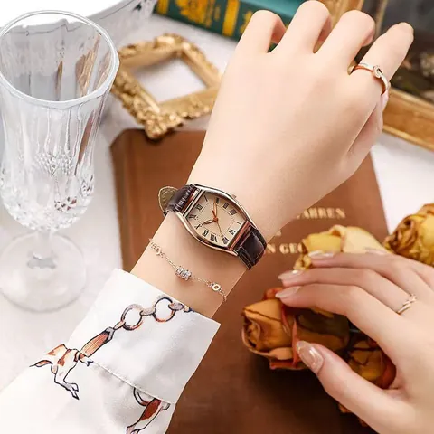 Vintage Tonneau Quartz Watch For Women Retro Roman Numerals Leather Strap Elegant Analog Wrist Watch Gift For Lady