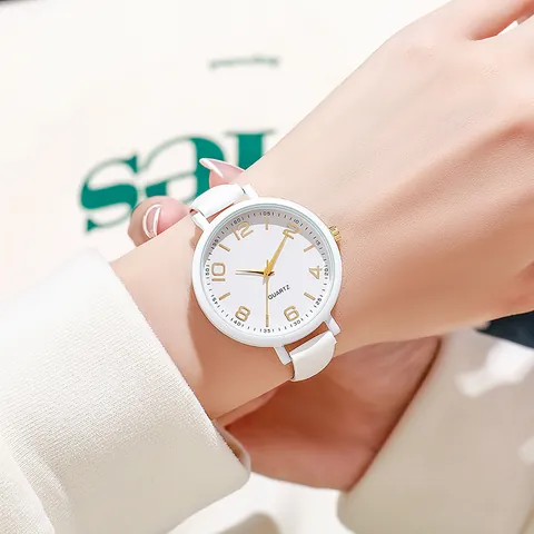 Women's Vintage Minimalist Quartz Watch Round Dial Arabic Numerals Faux Leather Strap Casual Fashion Ladies Wristwatch