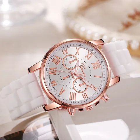 Reloj de Cuarzo para Mujer con Correa de Silicona Esfera de Números Romanos Caja de Aleación de Oro Rosa Reloj Analógico