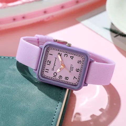 Women's Fashion Square Quartz Watch Minimalist Silicone Strap Analog Digital Display Casual Student Wristwatch Multi Colors